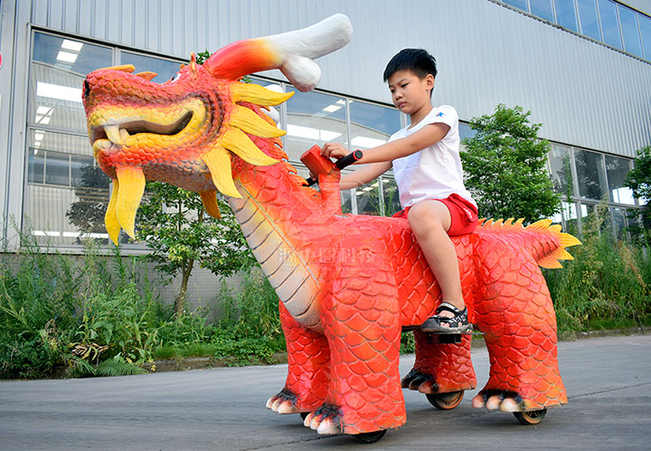 暢游樂園，恐龍車帶您開啟奇妙之旅